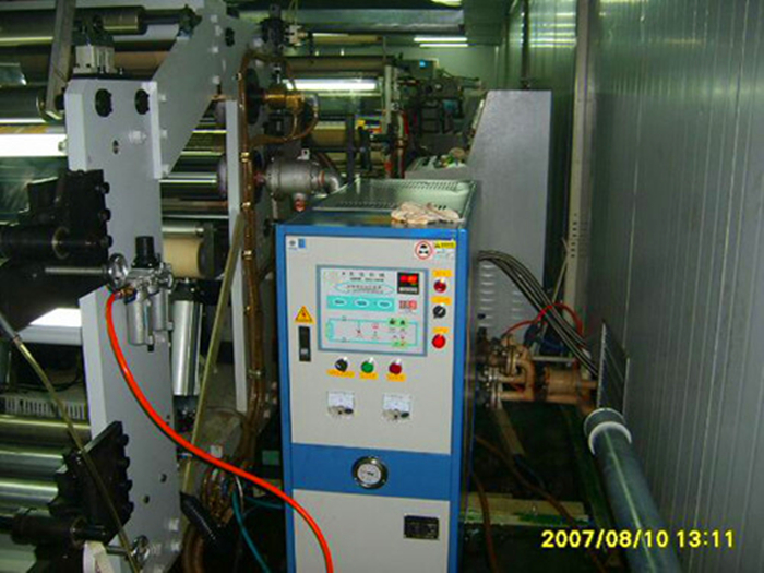 擠出成型專(zhuān)用模溫機(jī)