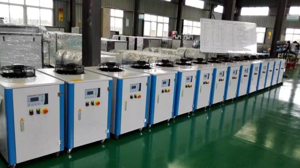 小型工業(yè)冷水機(jī)
