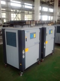 工業(yè)冷水機(jī)組廠家