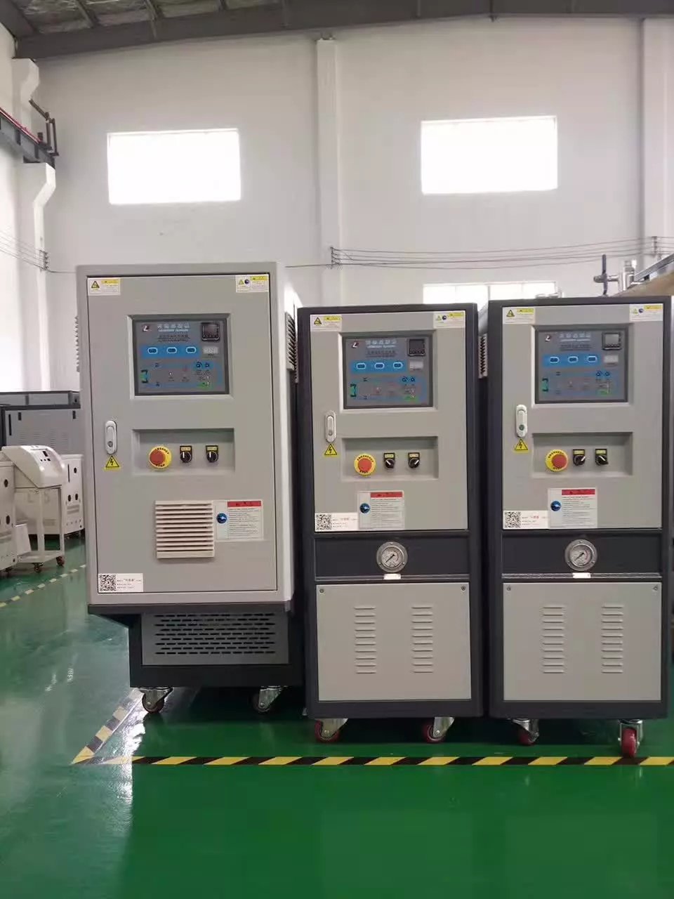 高溫油循環(huán)模溫機(jī)