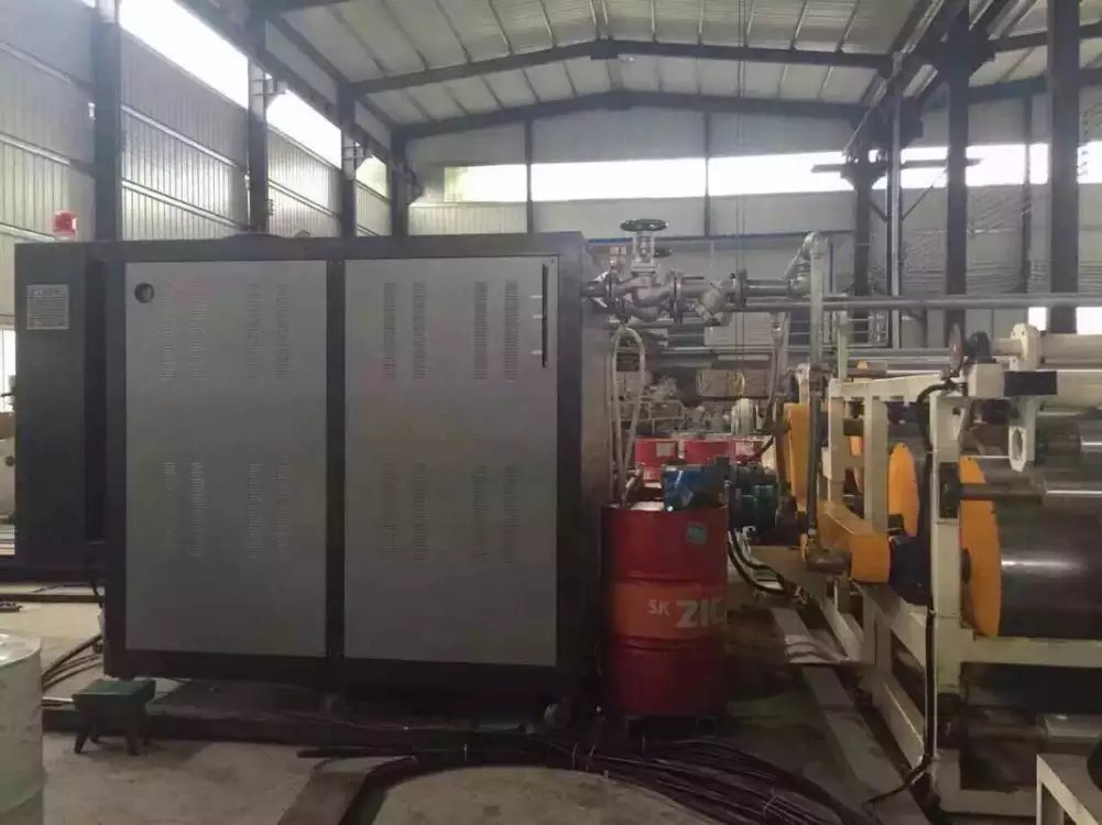 覆膜輥筒控溫機(jī)，輥筒導(dǎo)熱油加熱器